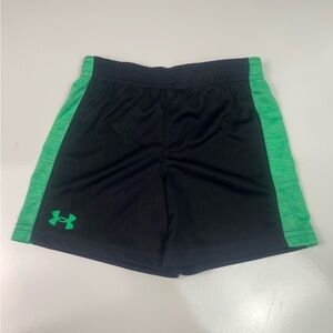 Under Armour Boys Black Green Elastic Waist Shorts Sz 2T